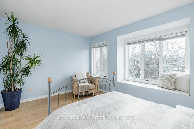 th 10 - 208 Niagara St, Townhouse with 3 bedrooms, 2 bathrooms and 1 parking in Toronto ON | Image 8