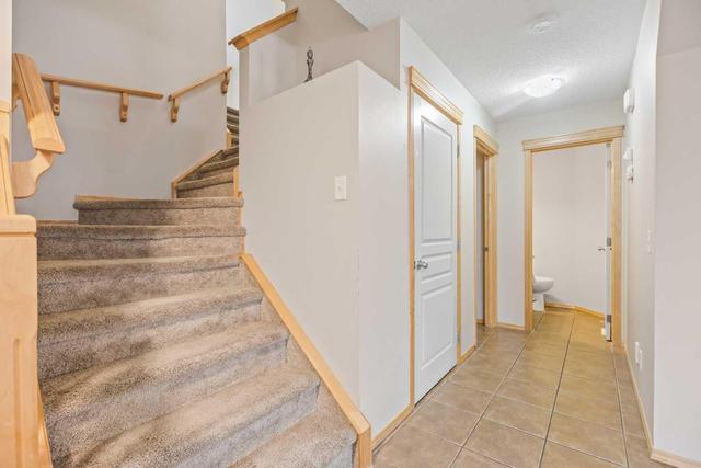 4 Tuscany Ravine Crescent Nw, House detached with 3 bedrooms, 2 bathrooms and 4 parking in Calgary AB | Image 16