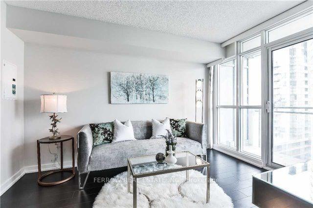 1810 - 15 Iceboat Terr, Condo with 1 bedrooms, 1 bathrooms and 0 parking in Toronto ON | Image 25