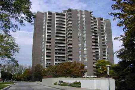 807 - 1535 Lakeshore Rd E, Condo with 3 bedrooms, 2 bathrooms and 2 parking in Mississauga ON | Image 1