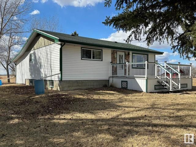 60218 Rr 210, House detached with 2 bedrooms, 1 bathrooms and null parking in Thorhild County AB | Image 45