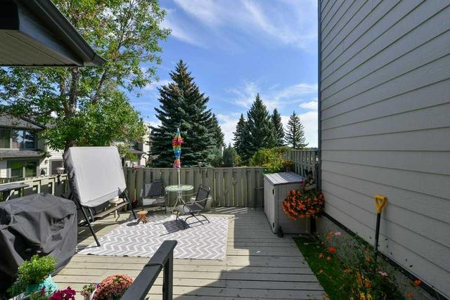 18 - 185 Woodridge Drive Sw, Home with 3 bedrooms, 3 bathrooms and 4 parking in Calgary AB | Image 29