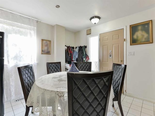 3286 Michaud Ave, House detached with 2 bedrooms, 2 bathrooms and 4 parking in Mississauga ON | Image 6