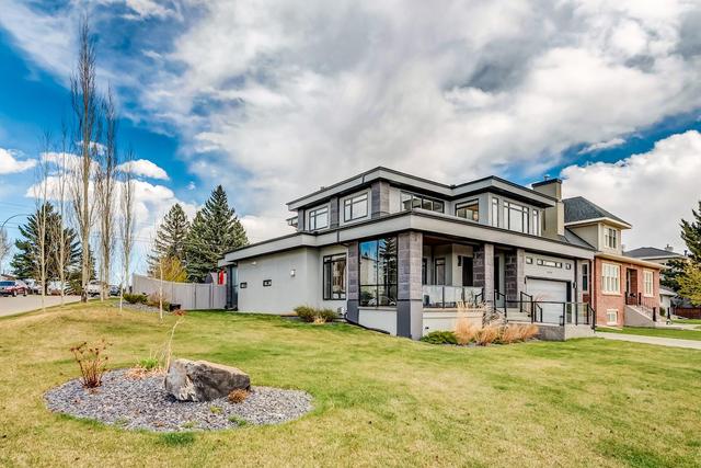 4668 Montalban Drive Nw, House detached with 4 bedrooms, 3 bathrooms and 3 parking in Calgary AB | Image 4