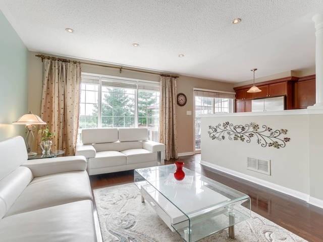802 Mckay Cres, House attached with 3 bedrooms, 3 bathrooms and 2 parking in Milton ON | Image 31
