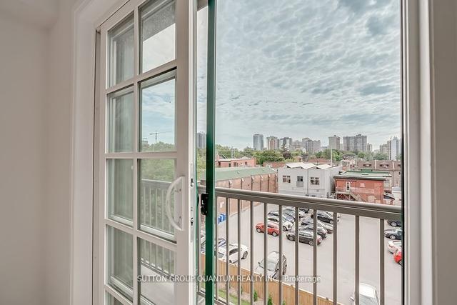 303 - 12 Blanshard St, Townhouse with 2 bedrooms, 2 bathrooms and 1 parking in Hamilton ON | Image 7