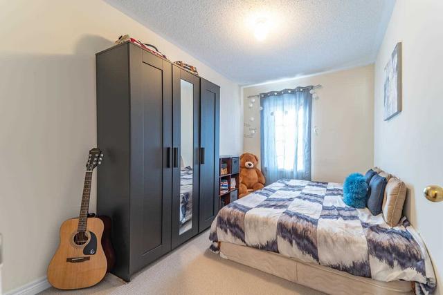 17 Sea Drifter Cres, House attached with 3 bedrooms, 4 bathrooms and 2 parking in Brampton ON | Image 18