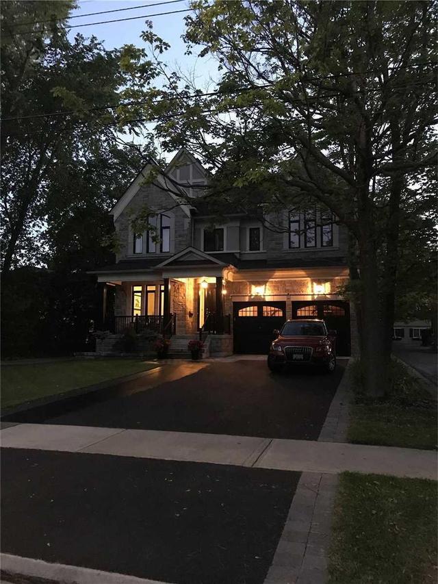 1438 Rougemount Dr, House detached with 4 bedrooms, 4 bathrooms and 6 parking in Pickering ON | Image 2