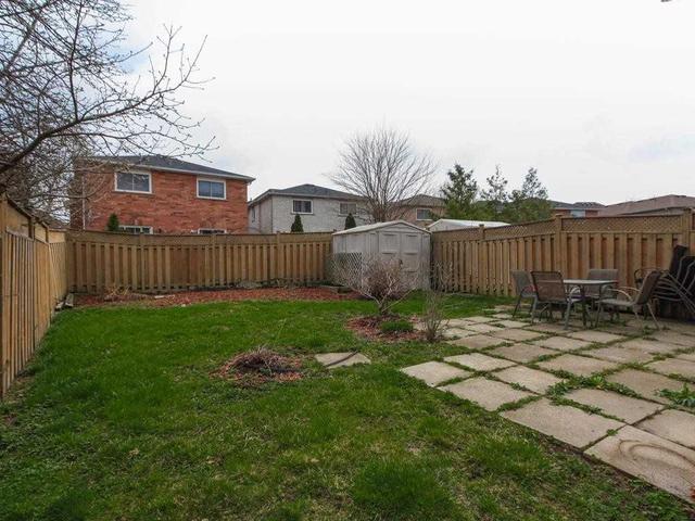 27 Herkes Dr, House semidetached with 3 bedrooms, 3 bathrooms and 3 parking in Brampton ON | Image 29