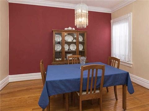 32 Wychwood Ave, House detached with 2 bedrooms, 2 bathrooms and 2 parking in Toronto ON | Image 8