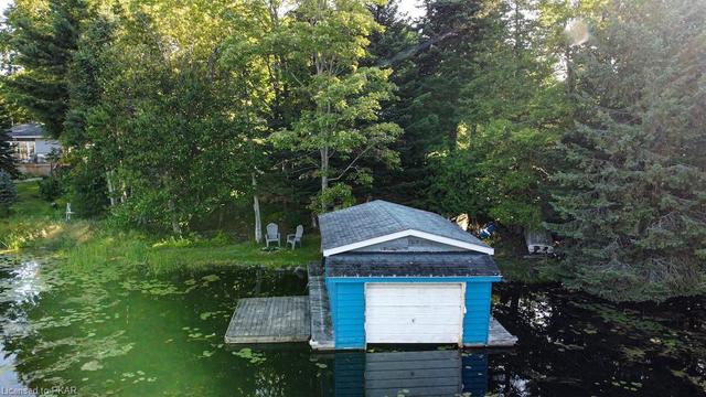 14 Fire Route 94c, House detached with 2 bedrooms, 1 bathrooms and 4 parking in Trent Lakes ON | Image 37