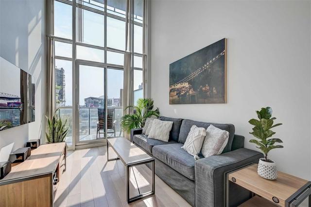 405 - 5 Hanna Ave, Condo with 1 bedrooms, 2 bathrooms and 1 parking in Toronto ON | Image 6