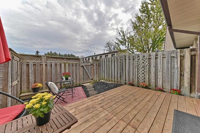 9 - 108 Sinclair Ave, Townhouse with 3 bedrooms, 2 bathrooms and 1 parking in Halton Hills ON | Image 26