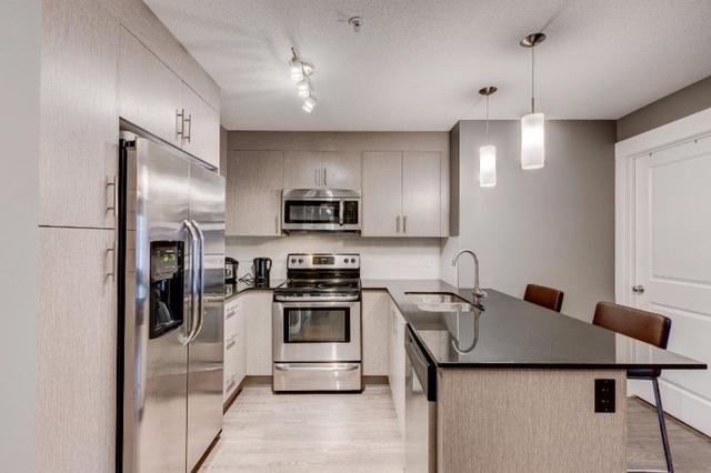 1109 - 240 Skyview Ranch Road Ne, Condo with 2 bedrooms, 2 bathrooms and 1 parking in Calgary AB | Image 2
