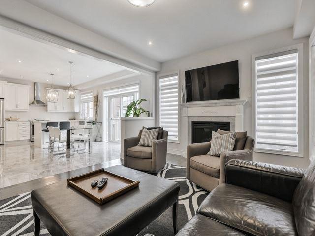 147 Hoey Cres, House detached with 4 bedrooms, 5 bathrooms and 2 parking in Oakville ON | Image 8