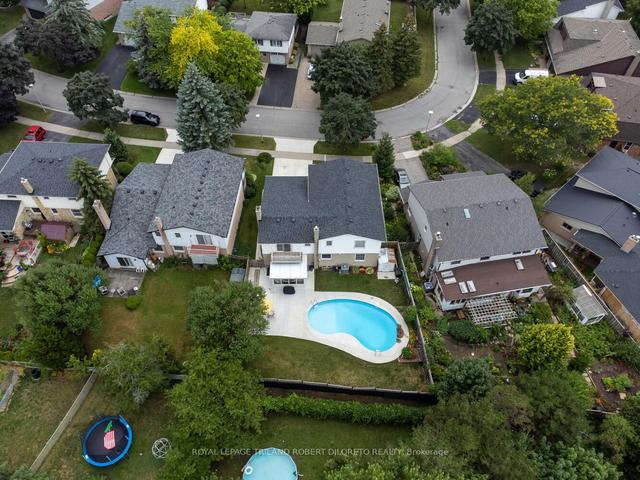 170 Guildford Cres, House detached with 5 bedrooms, 3 bathrooms and 4 parking in London ON | Image 20