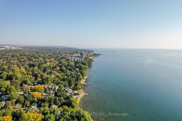 4525 Lakeshore Rd, House detached with 4 bedrooms, 6 bathrooms and 5 parking in Burlington ON | Image 31