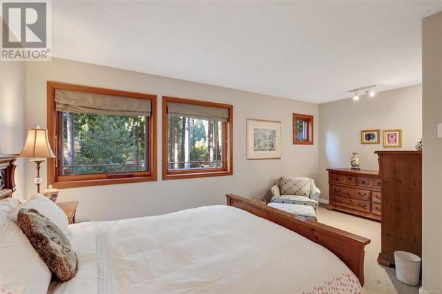 1173 Garden Gate Dr, House detached with 4 bedrooms, 4 bathrooms and 6 parking in Central Saanich BC | Image 49