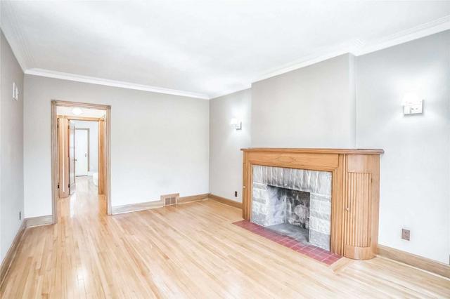 37 Beresford Ave, House detached with 2 bedrooms, 1 bathrooms and 1 parking in Toronto ON | Image 20