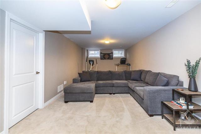 206 Nightfall Street, Townhouse with 3 bedrooms, 3 bathrooms and 3 parking in Ottawa ON | Image 26
