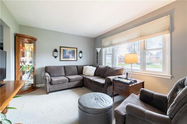 233 Basswood Avenue, House detached with 3 bedrooms, 1 bathrooms and 3 parking in Renfrew ON | Image 5
