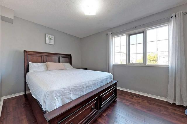 13 - 1050 Bristol Rd W, Townhouse with 3 bedrooms, 3 bathrooms and 2 parking in Mississauga ON | Image 17