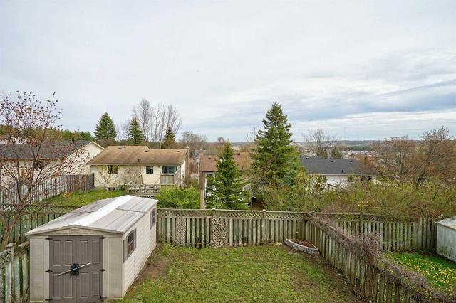 59 Browning Tr, House detached with 3 bedrooms, 3 bathrooms and 3 parking in Barrie ON | Image 39