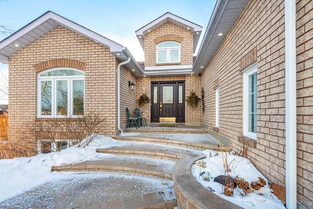 2006 Craig Rd, House detached with 3 bedrooms, 3 bathrooms and 8 parking in Innisfil ON | Image 12