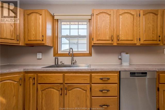 296 Gaspe St, House detached with 3 bedrooms, 2 bathrooms and null parking in Dieppe NB | Image 17