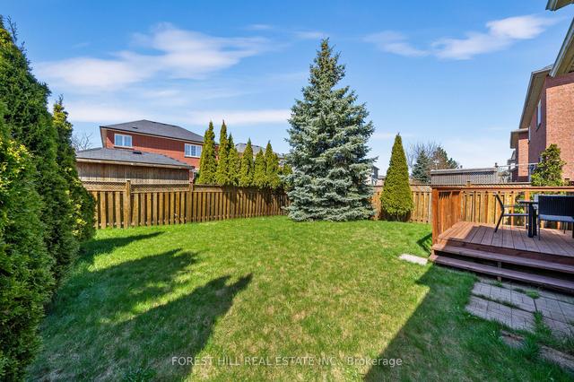 76 Deerwood Cres, House detached with 3 bedrooms, 3 bathrooms and 4 parking in Richmond Hill ON | Image 30