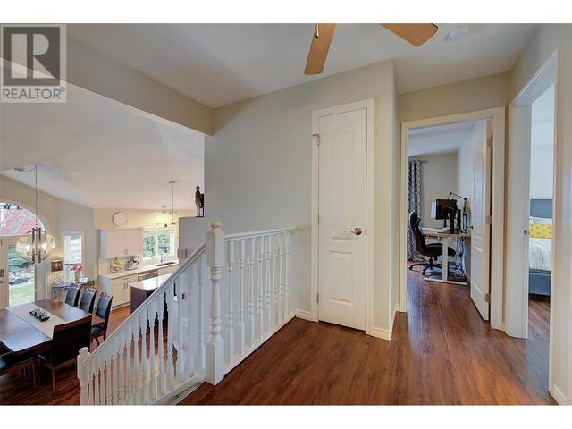 395 Providence Avenue, House detached with 4 bedrooms, 3 bathrooms and 6 parking in Kelowna BC | Image 38