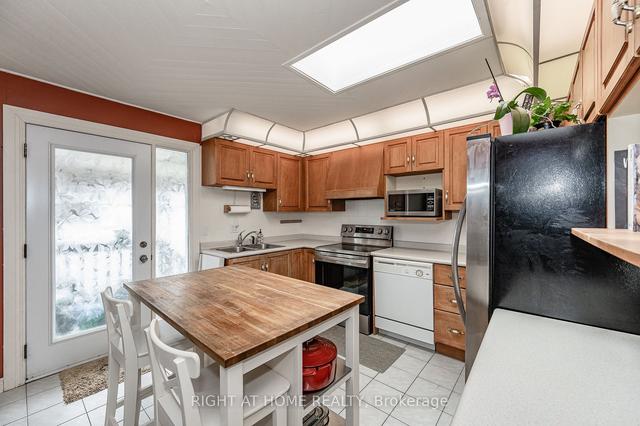 4275 Longmoor Dr, House detached with 4 bedrooms, 3 bathrooms and 3 parking in Burlington ON | Image 5