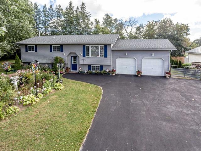 14 Emily Crt, House detached with 3 bedrooms, 2 bathrooms and 10 parking in Kawartha Lakes ON | Image 12