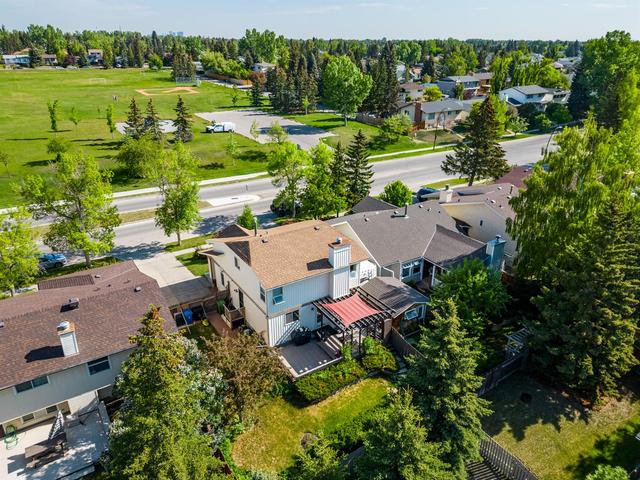 752 Woodpark Boulevard Sw, House detached with 3 bedrooms, 3 bathrooms and 2 parking in Calgary AB | Image 27