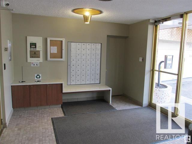204 - 12207 Jasper Av Nw, Condo with 2 bedrooms, 1 bathrooms and 1 parking in Edmonton AB | Image 21