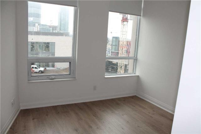 309 - 36 Park Lawn Rd, Condo with 1 bedrooms, 1 bathrooms and 1 parking in Toronto ON | Image 5