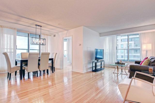 3806 - 23 Hollywood Ave, Condo with 2 bedrooms, 2 bathrooms and 1 parking in Toronto ON | Image 4