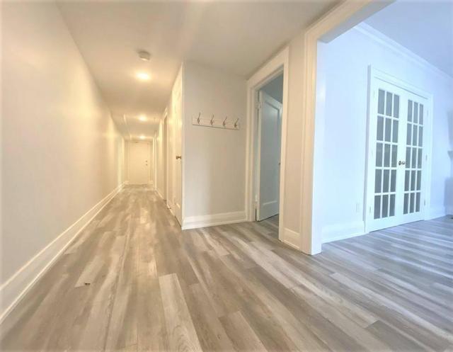 a - 343 St. Clair Ave W, House detached with 2 bedrooms, 1 bathrooms and 0 parking in Toronto ON | Image 18