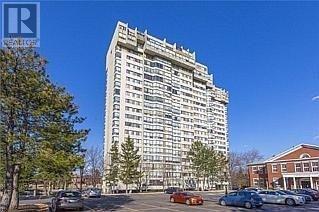 108 - 200 Robert Speck Pkwy, Condo with 2 bedrooms, 2 bathrooms and 1 parking in Mississauga ON | Image 1