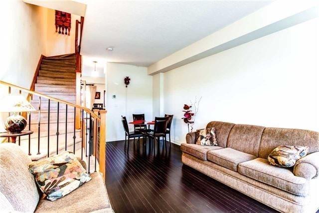 Th50 - 111 The Queensway Ave, Townhouse with 3 bedrooms, 2 bathrooms and 1 parking in Toronto ON | Image 2