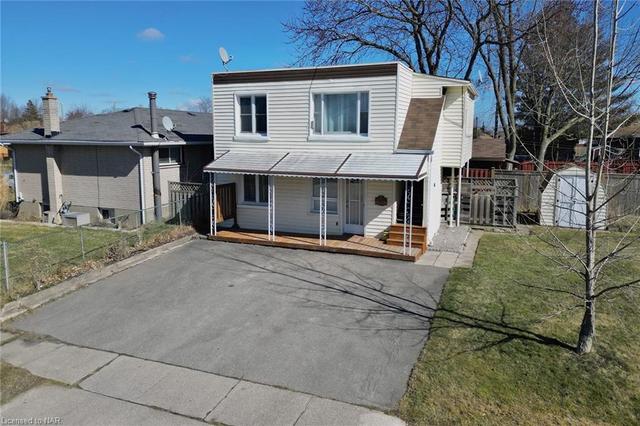 603 Lincoln Street, House detached with 3 bedrooms, 2 bathrooms and 3 parking in Welland ON | Image 1