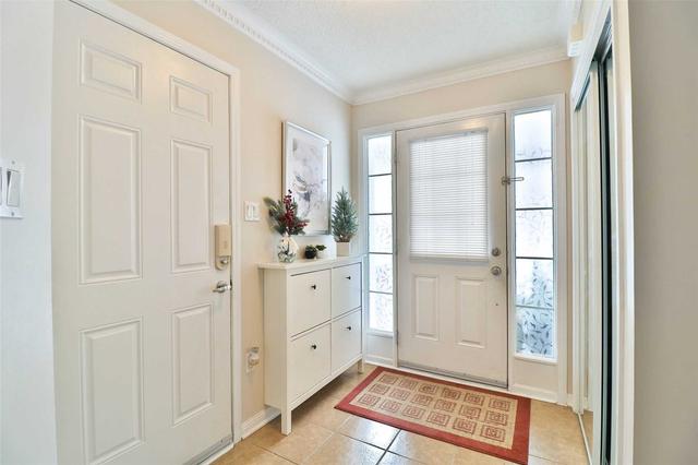 651 Frank Pl, House attached with 2 bedrooms, 2 bathrooms and 3 parking in Milton ON | Image 27