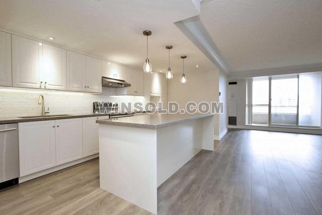 1422 - 32 Clarissa Dr, Condo with 2 bedrooms, 2 bathrooms and 1 parking in Richmond Hill ON | Image 7