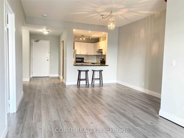 407 - 778 Sheppard Ave W, Condo with 2 bedrooms, 2 bathrooms and 1 parking in Toronto ON | Image 1