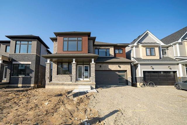 21 Bee Cres, House detached with 4 bedrooms, 4 bathrooms and 4 parking in Brantford ON | Image 1