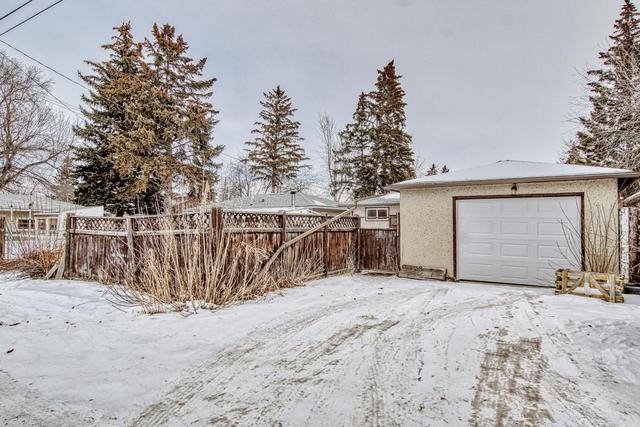 9203 Fairmount Drive Se, House detached with 4 bedrooms, 2 bathrooms and 2 parking in Calgary AB | Image 33