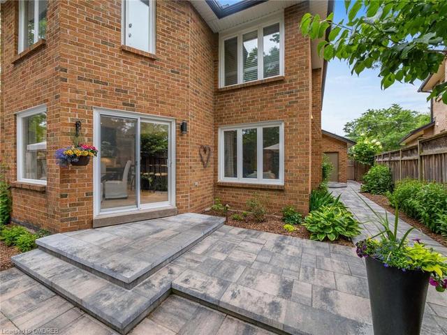 1283 Springwood Crescent, House detached with 4 bedrooms, 2 bathrooms and 6 parking in Oakville ON | Image 26