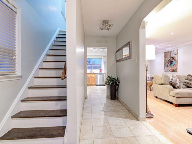 278 Elmhurst Dr, House semidetached with 3 bedrooms, 2 bathrooms and 5 parking in Toronto ON | Image 16