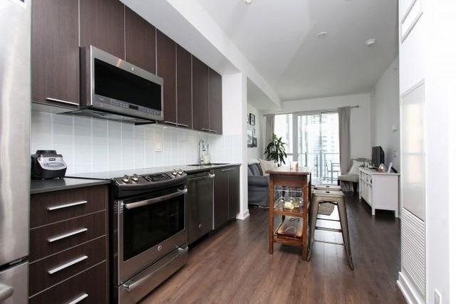 2106 - 10 Park Lawn Rd, Condo with 1 bedrooms, 1 bathrooms and 1 parking in Toronto ON | Image 11