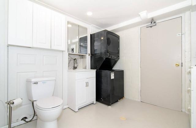 895 Maple Ave, Townhouse with 2 bedrooms, 2 bathrooms and 2 parking in Burlington ON | Image 11